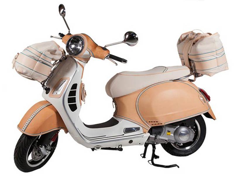 شاهد دراجة نارية على موضة الفينتاج